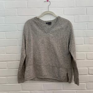 Vince grey sweater